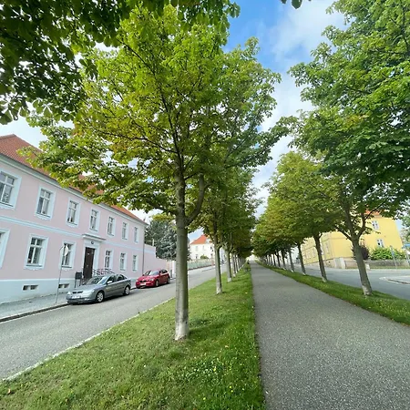 Greta Allee34 Apartman *